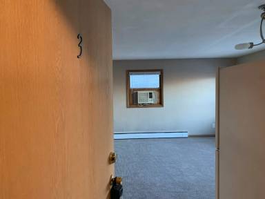 Main picture of 318 5th St SE