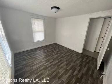 Main picture of 2750 Ashton St