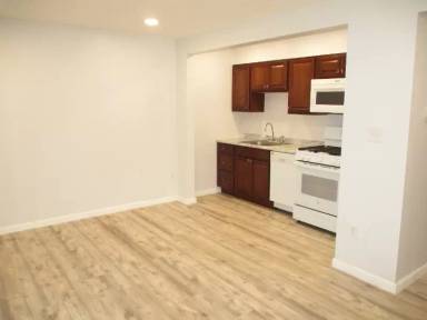 Main picture of 2527 S 18th St