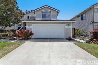 Main picture of 5494 Reseda Cir