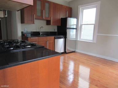 Main picture of 18 Clary St