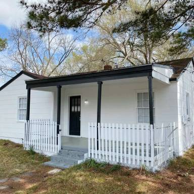 Main picture of 524 Parkchester Dr