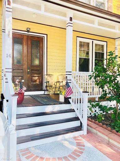 Main picture of 14 Cypress St