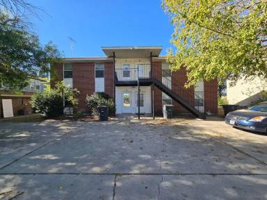 Main picture of 1703 Cedarhill Dr
