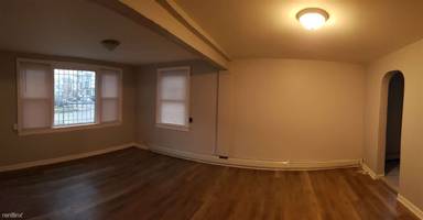 Main picture of 70 Warner Ave