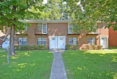 Main picture of 102 Timber Ln