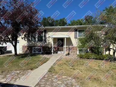 Main picture of 1402 Oshannon Dr