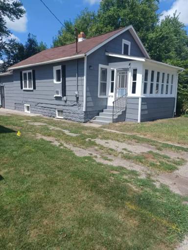 Main picture of 980 Barney Ave