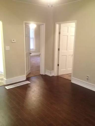 Main picture of 932 S 4th St