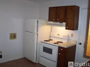 Main picture of 429 N Center St