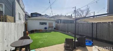 Main picture of 4039 N Oakley Ave