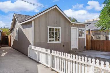 Main picture of 731 A St