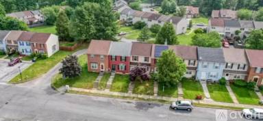 Main picture of 345 Cold Spring Pl