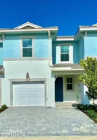 Main picture of 1827 Sandpiper Pointe Pl