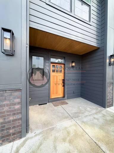 Main picture of 6935 Talloc Ave SE