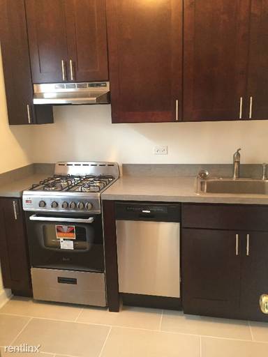 Main picture of 3155 N Hudson Ave