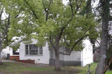 Main picture of 3471 Stauss Ave