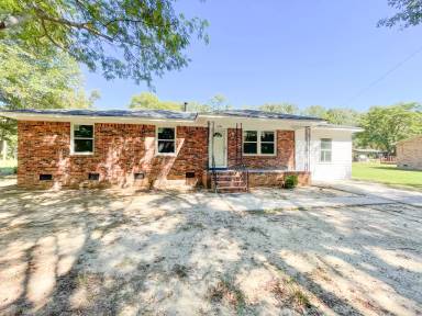 Main picture of 6731 Cabin Creek Rd