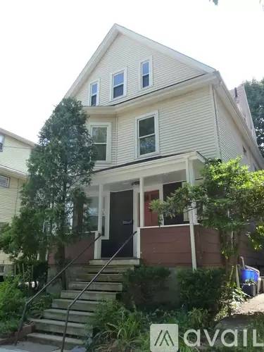 Main picture of 80 Orchard St