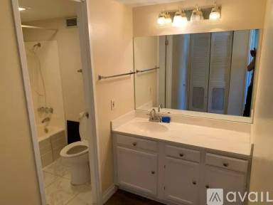 Main picture of Wimbledon Tennis Club Condos