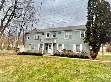 Main picture of 62 Madison Ct