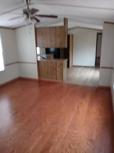 Main picture of 423 Golden Acres Dr