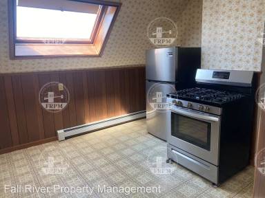 Main picture of 8 Bradford St