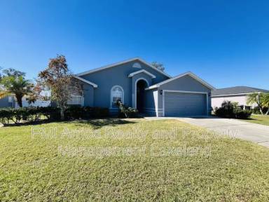 Main picture of 2810 Woodland Meadow Rd
