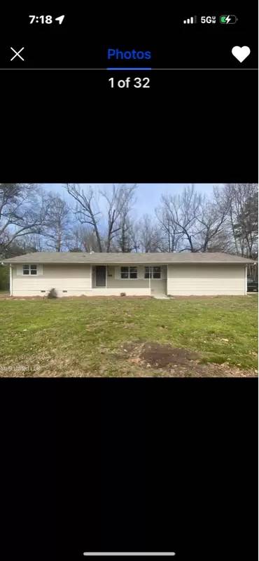 Main picture of 702 Cooper Rd