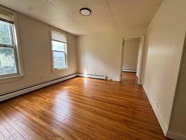Main picture of 12 Normal St