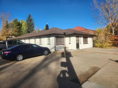 Main picture of 213 S 13th St