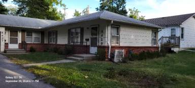 Main picture of 8429 Grandview Ln