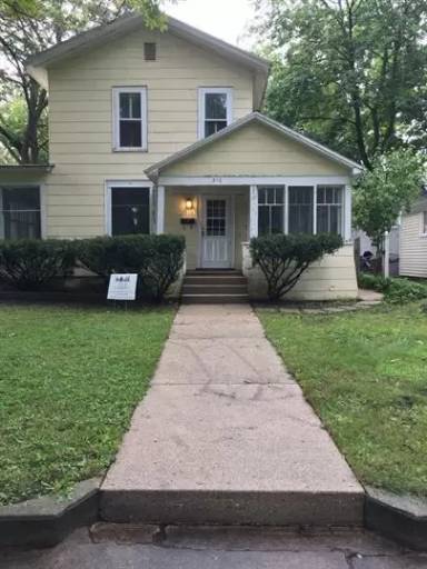 Main picture of 310 Ives Ave