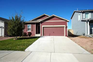 Main picture of 6214 Meadowbank Ln
