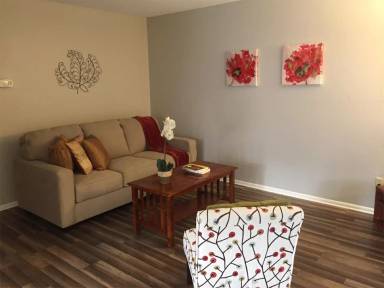 Main picture of 102 Primera Dr