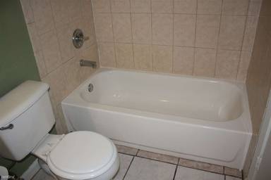 Main picture of 550 Holmes Blvd