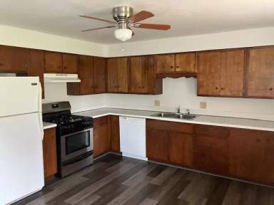 Main picture of 1641 Willis Dr