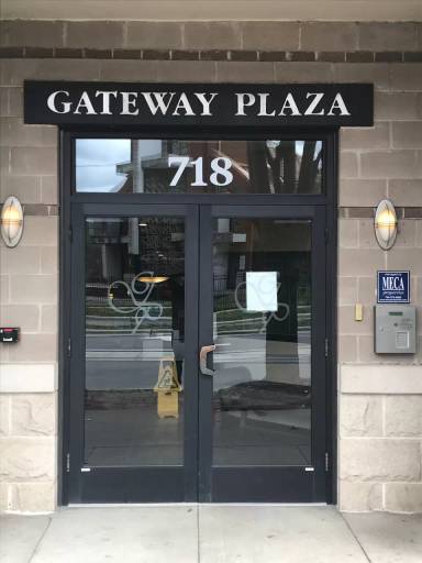 Main picture of Gateway Plaza