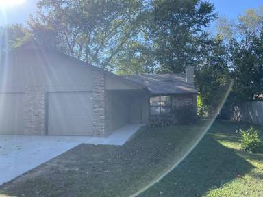 Main picture of 912 Turtle Creek Dr