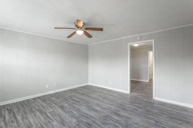 Main picture of 114 Van Cleve St