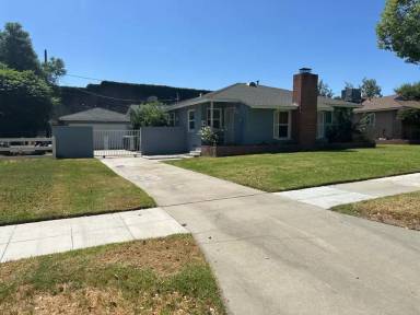 Main picture of 8056 Diana Ave