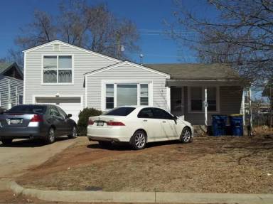 Main picture of 1610 W Admiral Ave