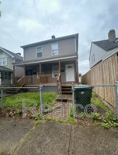 Main picture of 121 Hayden Ave