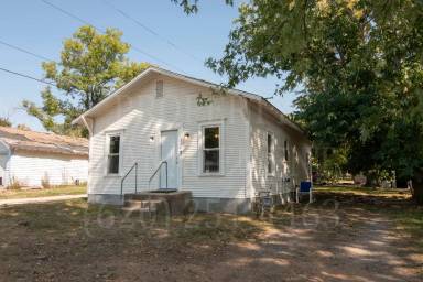 Main picture of 314 S Montgomery St