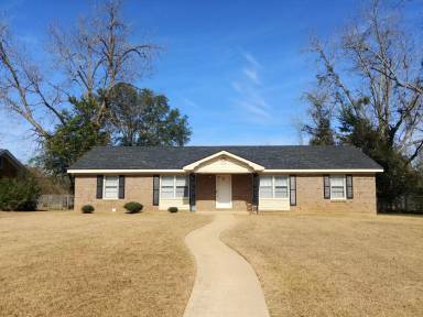 Main picture of 2203 Friar Tuck Ln