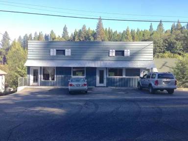 Main picture of 401 E Main St