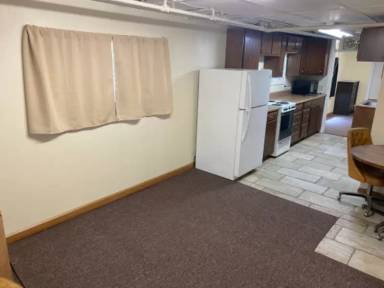 Main picture of 415 E Washington St