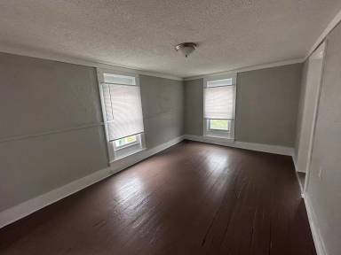 Main picture of 417 S 12th St