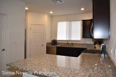 Main picture of 2992 Silver River Ln