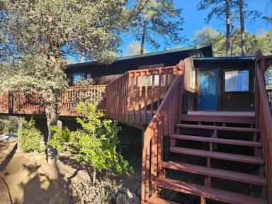 Main picture of 1111 S Hill Dr